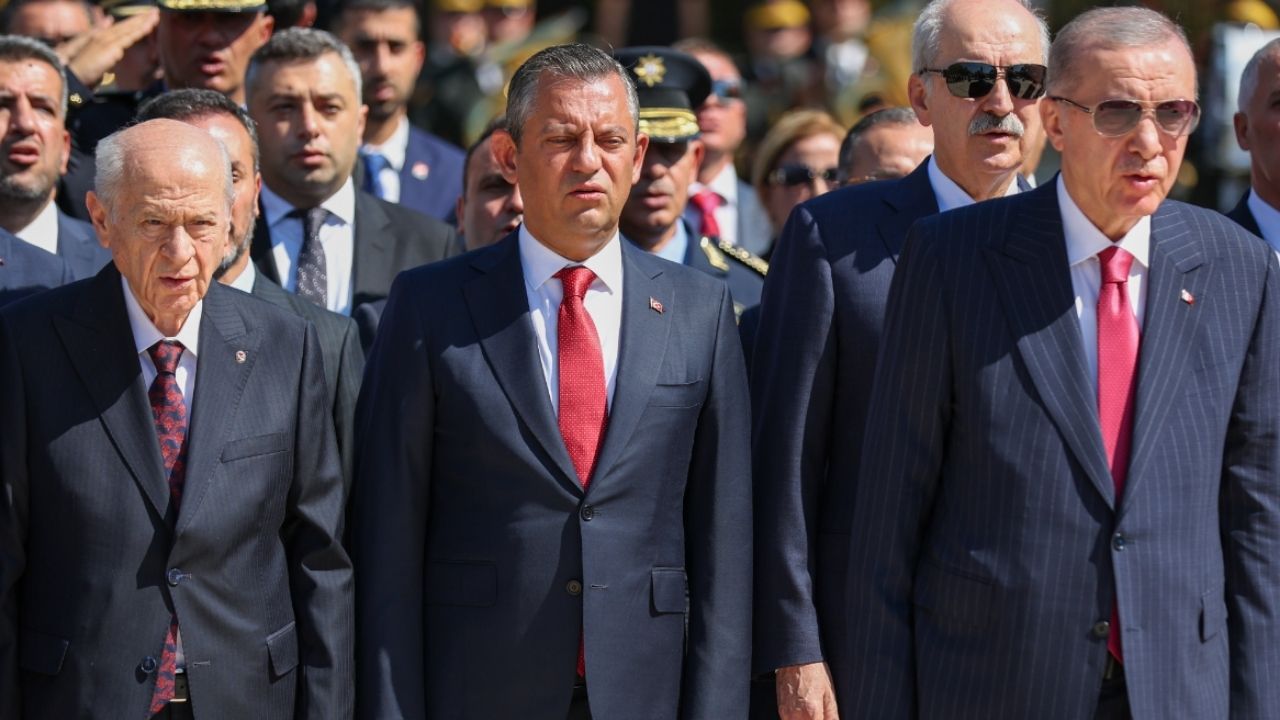 MHP'den 'nişan atma' girimi! Cumhur İttifakı'nın sigortası Özgür Özel