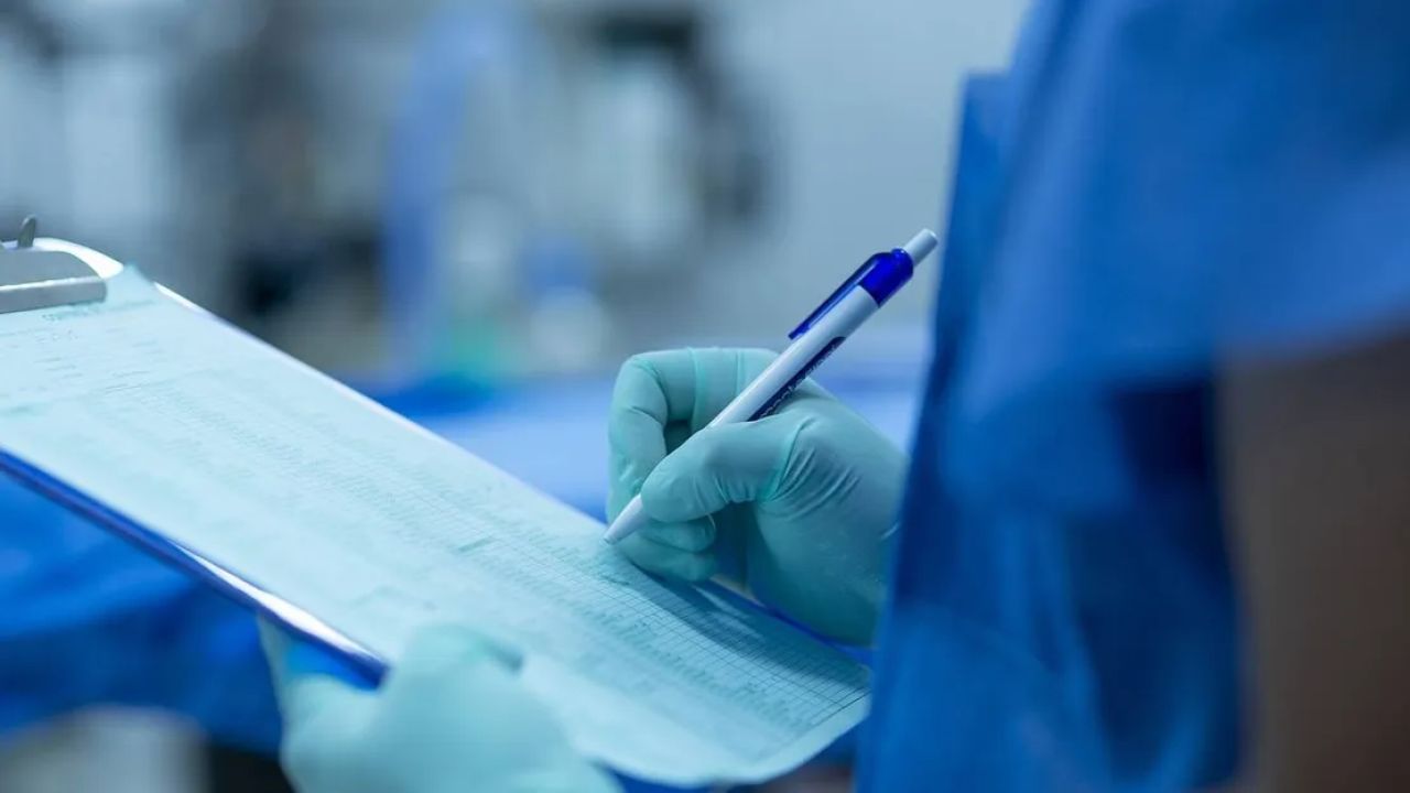 Üsküdar'da hastalara saldıran doktor tutuklandı