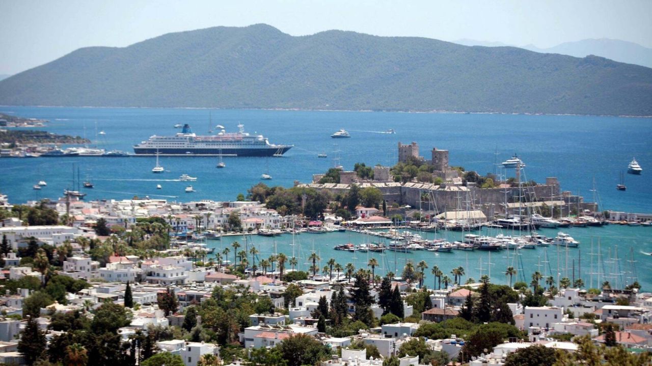 Bodrum'da bayram tatilinde otel fiyatları dudak uçuklatıyor