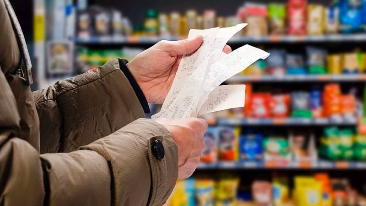 Emekli ikramiyeleri alışveriş için yetersiz kalıyor