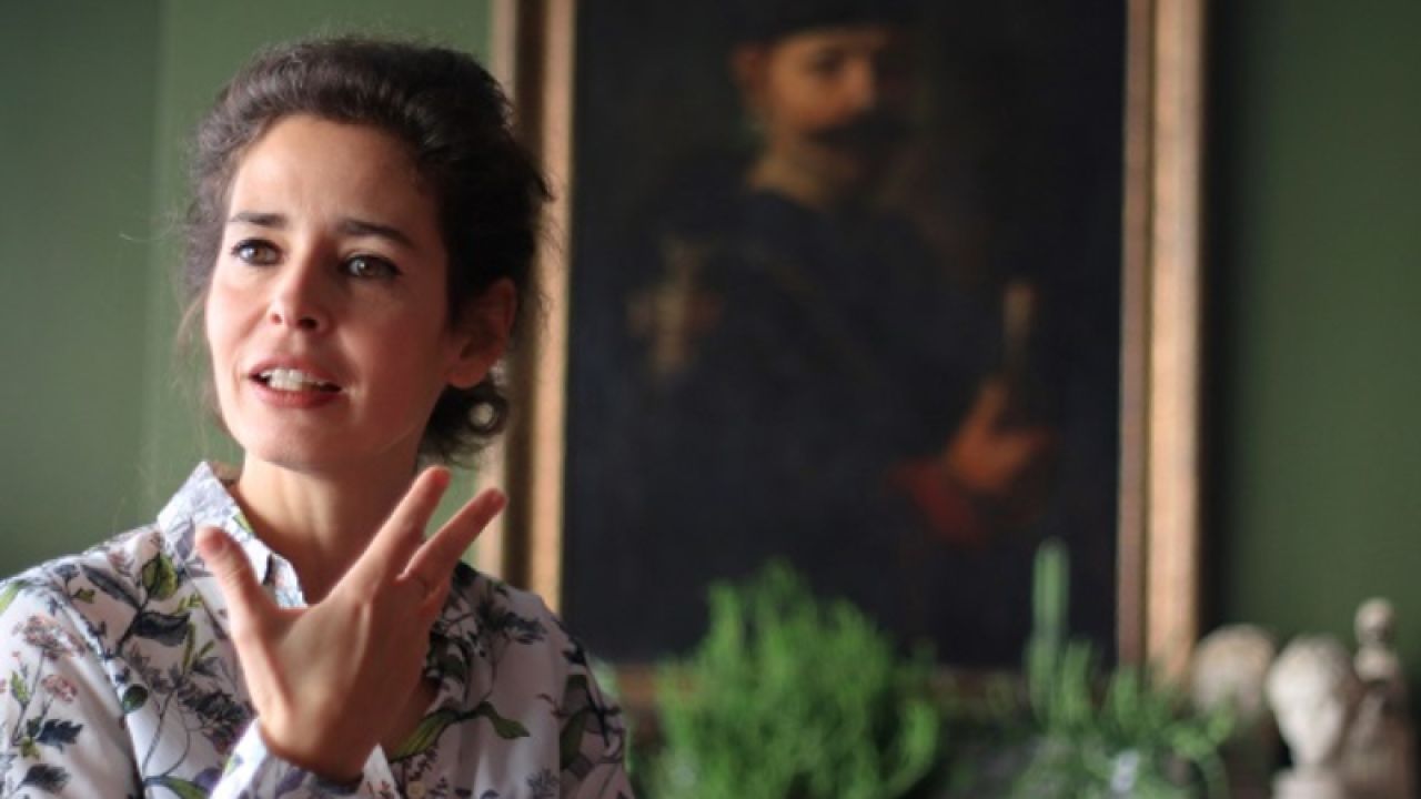 Pelin Batu'nun oğlunu feminist olarak yetiştirdiğini söylemesi tartışmalara yol açtı