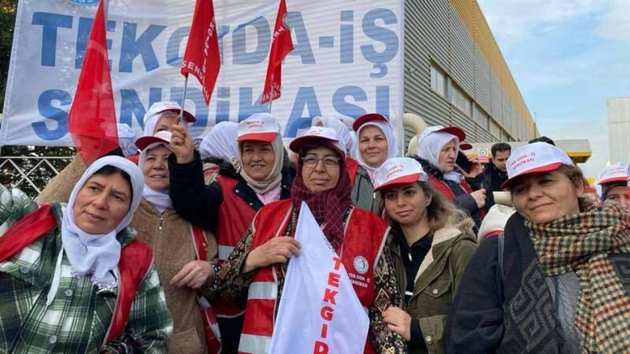 İzmir'de tütün işçilerinin grevi sona erdi: Üç fabrikada toplu iş sözleşmesi imzalandı