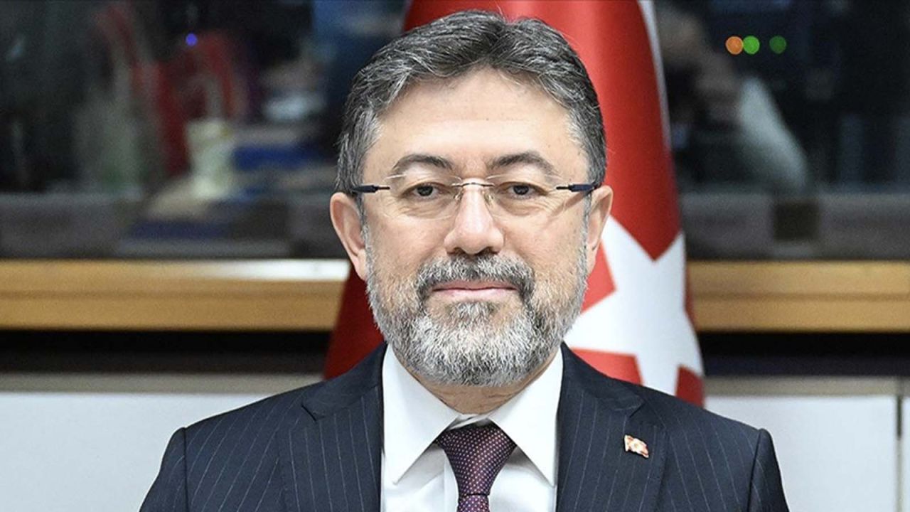 Bakan Yumaklı'dan Zirai Don Açıklaması: 16 Ürün Etkilendi, Gıda Arzı Risk Altında Değil