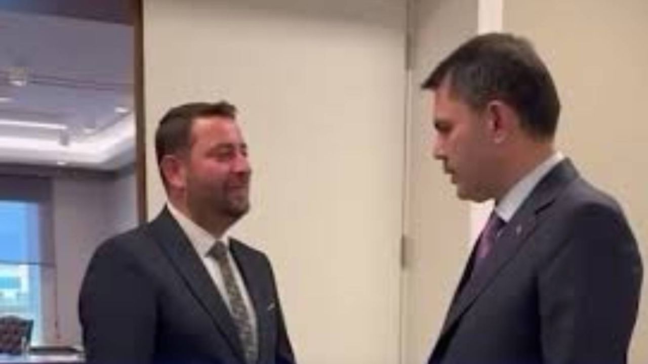 "TİP'li Karaçay'dan Bakan Kurum'a Teşekkür Sonrası Özür"

