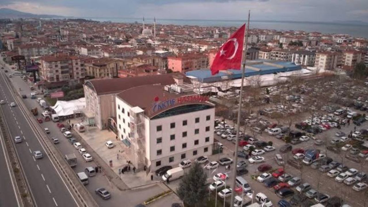 Yalova'da Deprem Raporu Olmayan Hastaneye Geçici Kilit
