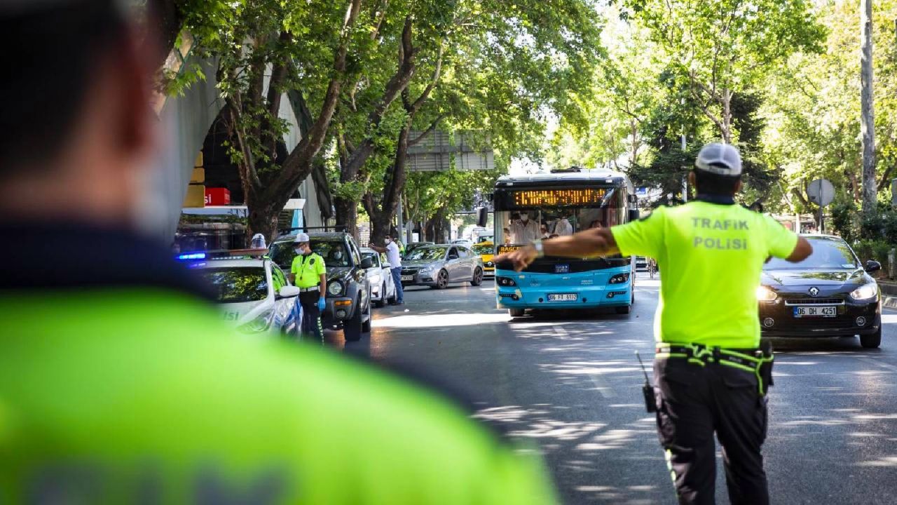 Ankara'da 1 Mayıs Nedeniyle Bazı Yollar Trafiğe Kapatılacak
