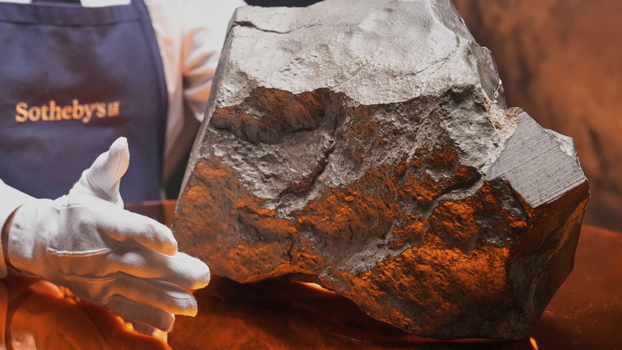 Mars’tan Düşen En Büyük Kaya New York’ta 5 Milyon Dolara Satıldı