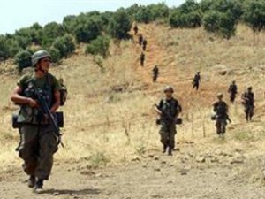 Geçiş Noktalarına Bomba Yağdırılıyor