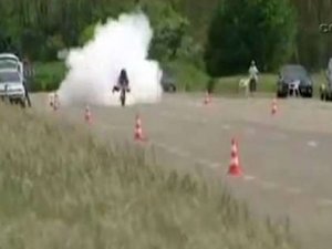 Bisikletle Tam 262 Kilometre Hız Yaptı