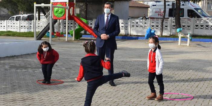 Milli Eğitim Bakanı Ziya Selçuk’tan yaz tatili açıklaması