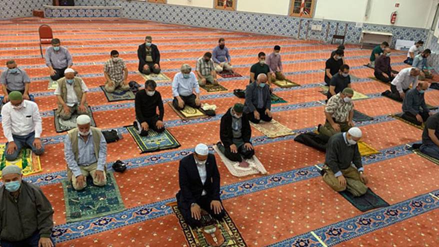 Ramazan Bayramı namazı saat kaçta kılınacak? Bayram namazı saati ne zaman?