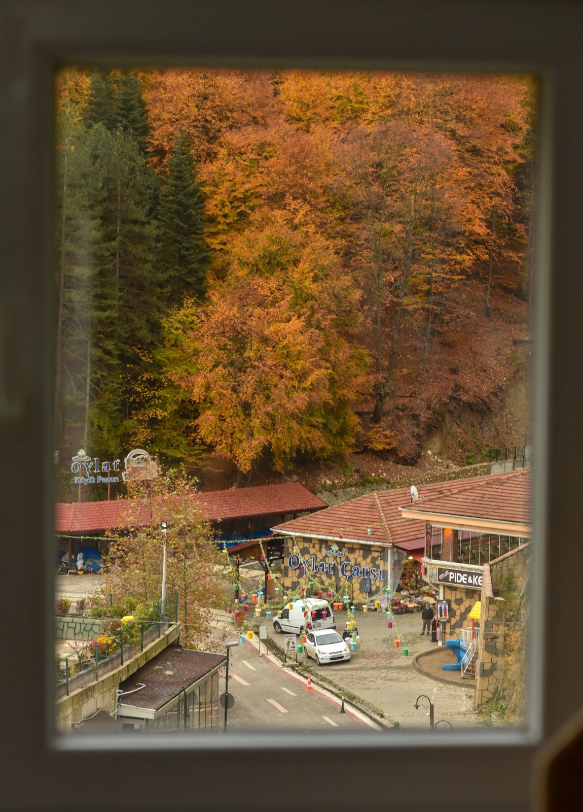 turizm-cenneti-oylatta-sonbahar-guzelligi-013.jpg