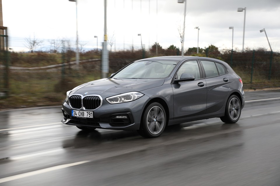 2020-bmw-118i-24.jpg