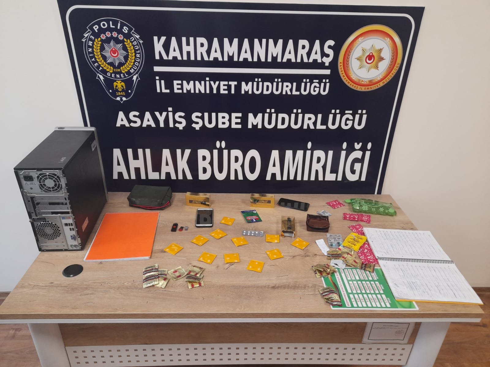 Kahramanmaraş'ta fuhuş operasyonu yapıldı! Veresiye defteri bulundu