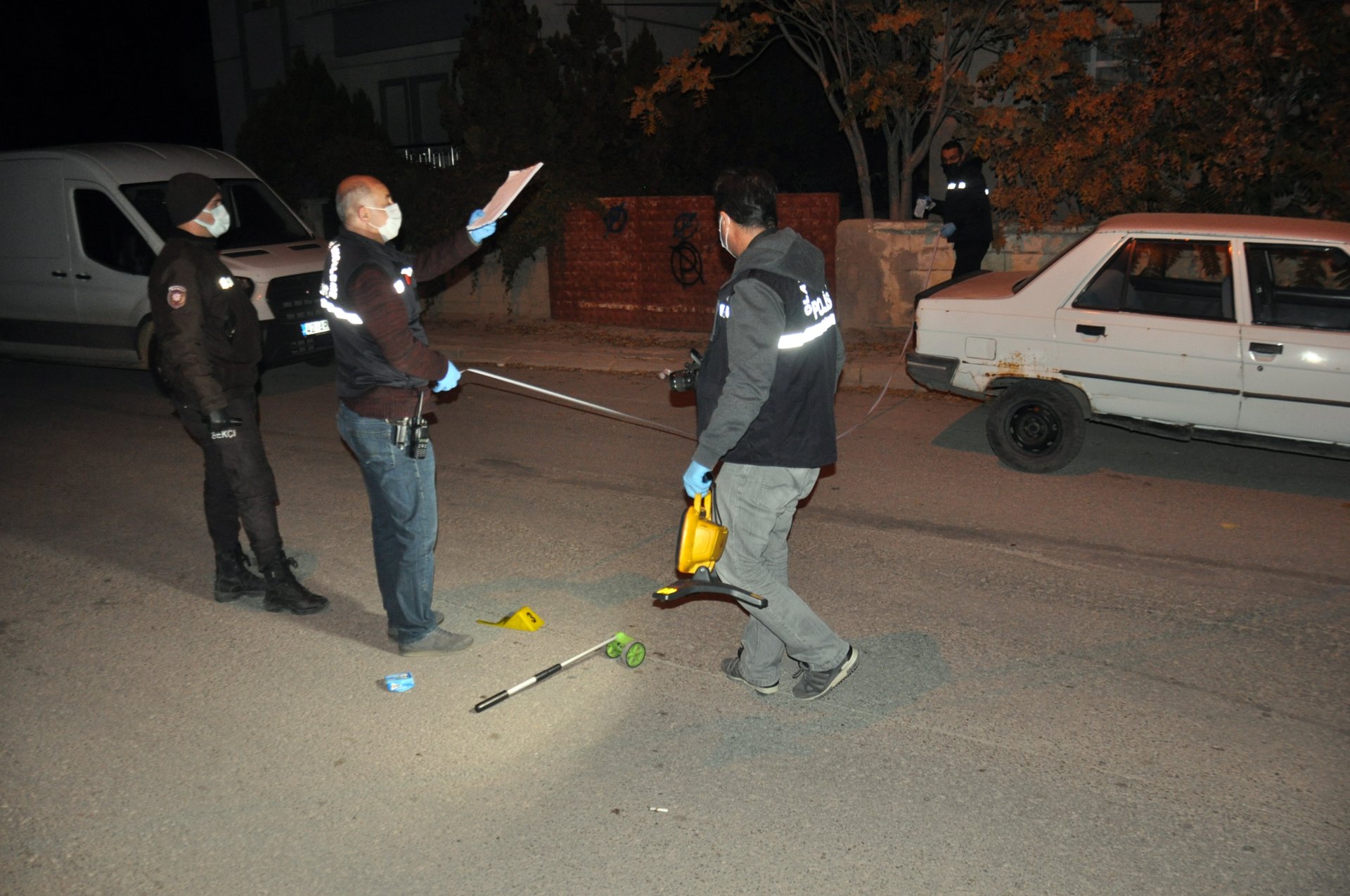 Sosyal medyanın çivisi çıktı! Sosyal medyadan tartıştığı kuzenini pompalı tüfekle vurdu