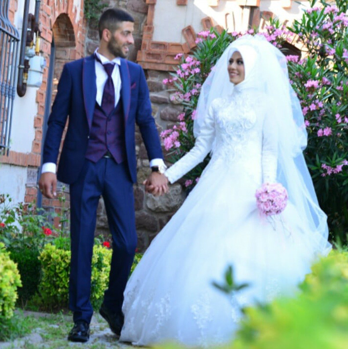 Kocası tarafından 15 yerinden bıçaklanan kadının talebi şok etti!