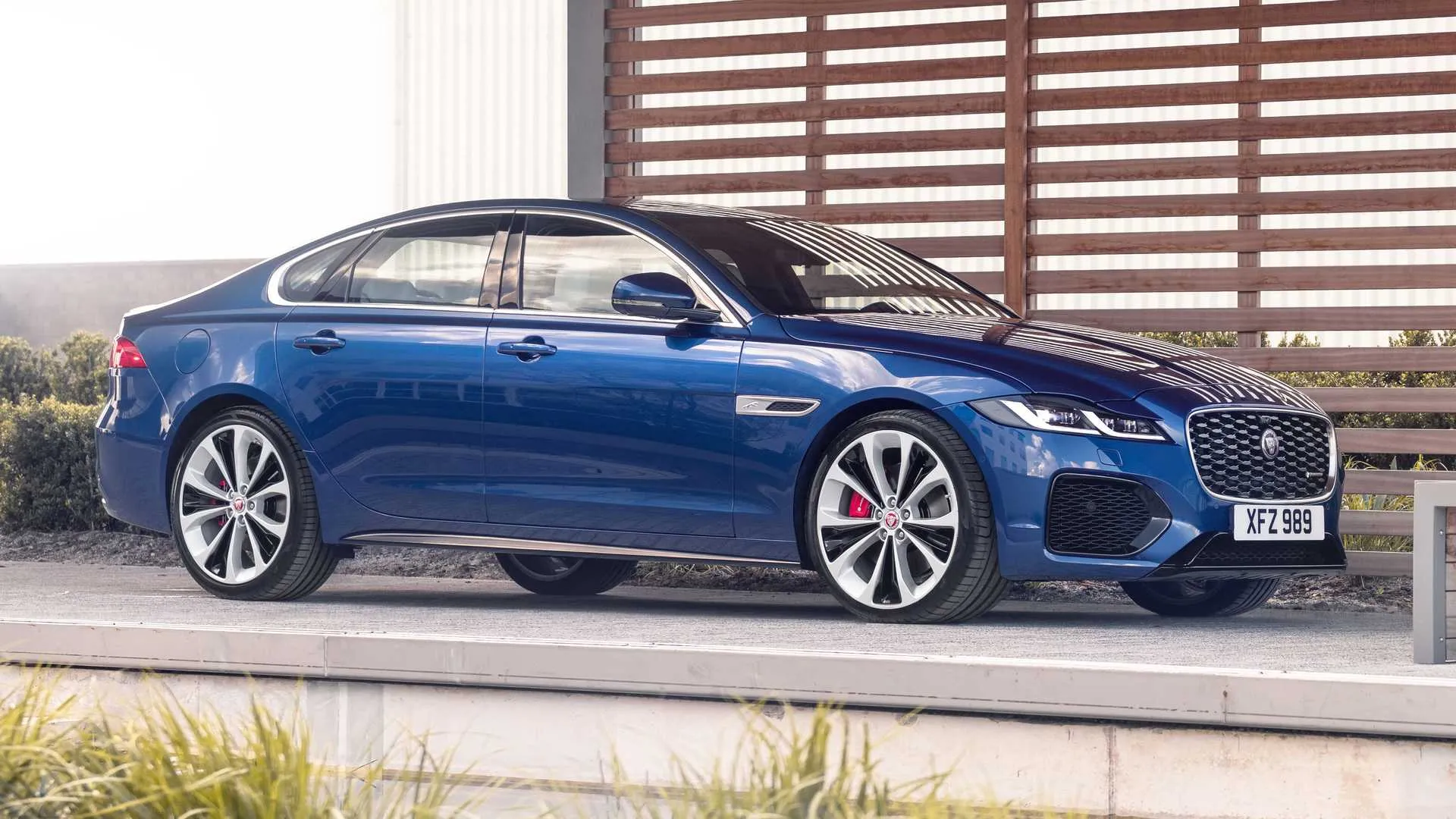2021-jaguar-xf-side.webp