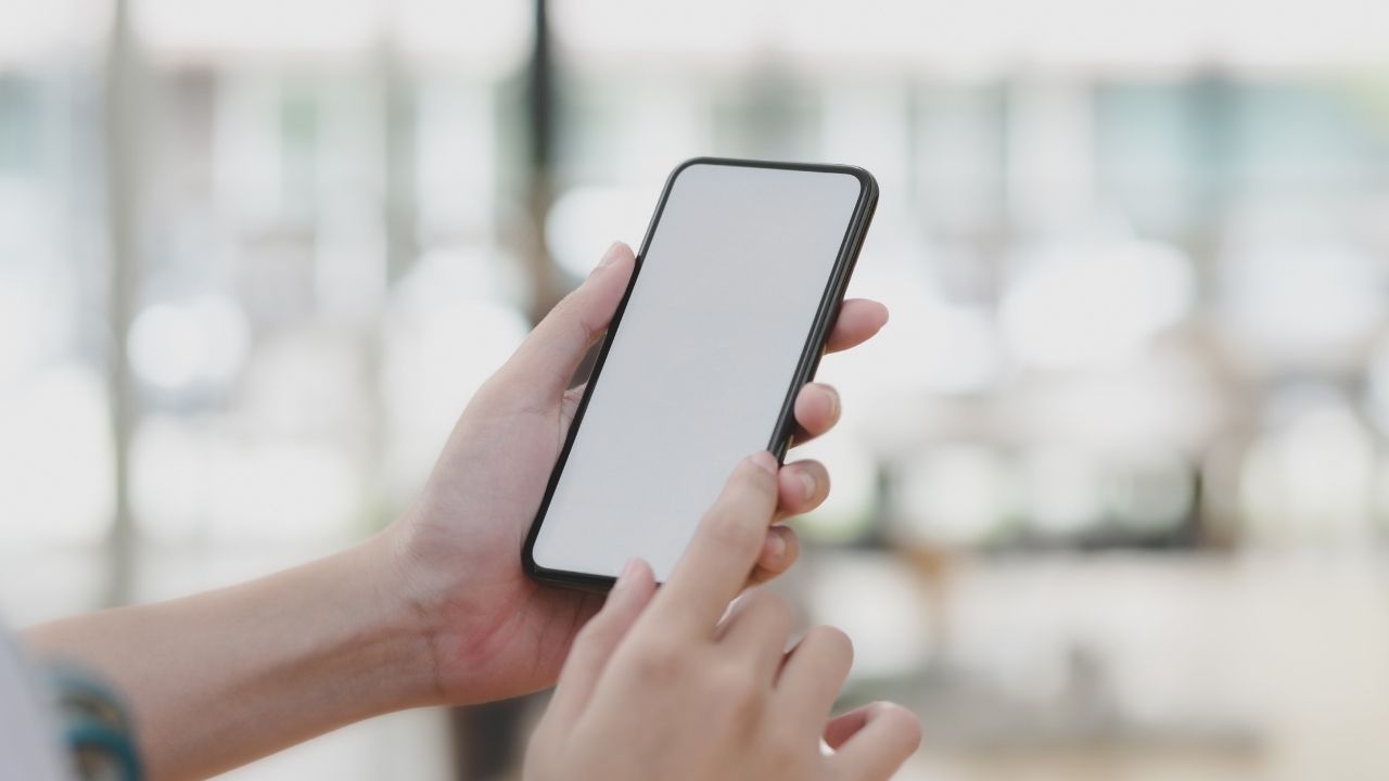 telefon-sicakta-kalirsa-ne-olur.jpg