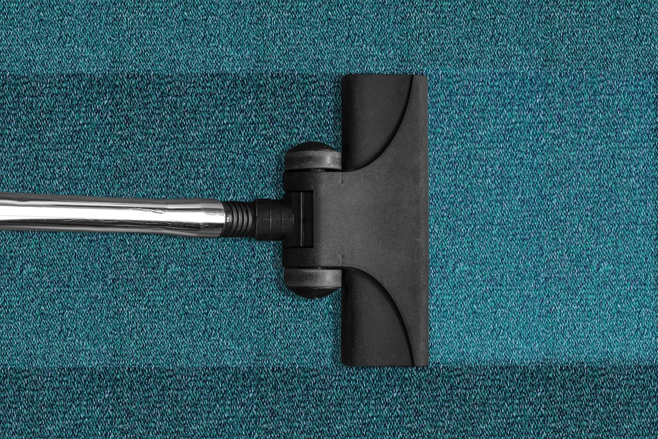 vacuum-cleaner-268179-960-720.jpg